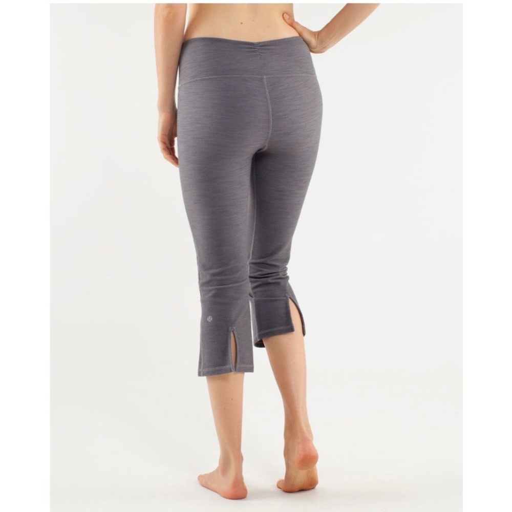 Lululemon Gather & Crow Denim Crop Leggings